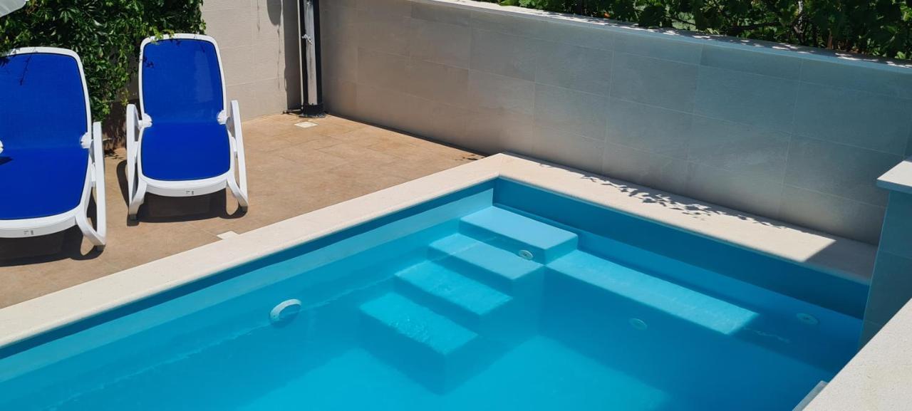 Apartments Villa Natali - Heating Pool Trogir Exterior foto